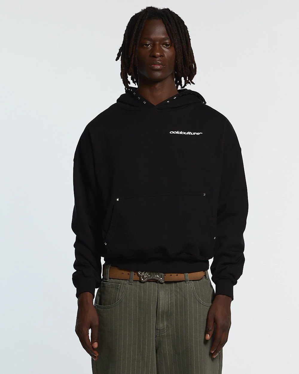 BADGES HOODIE BLACK - Image 2