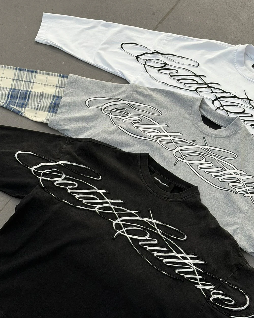 CROSSED SCRIPT LONGSLEEVE 2.0 WHITE - Image 10