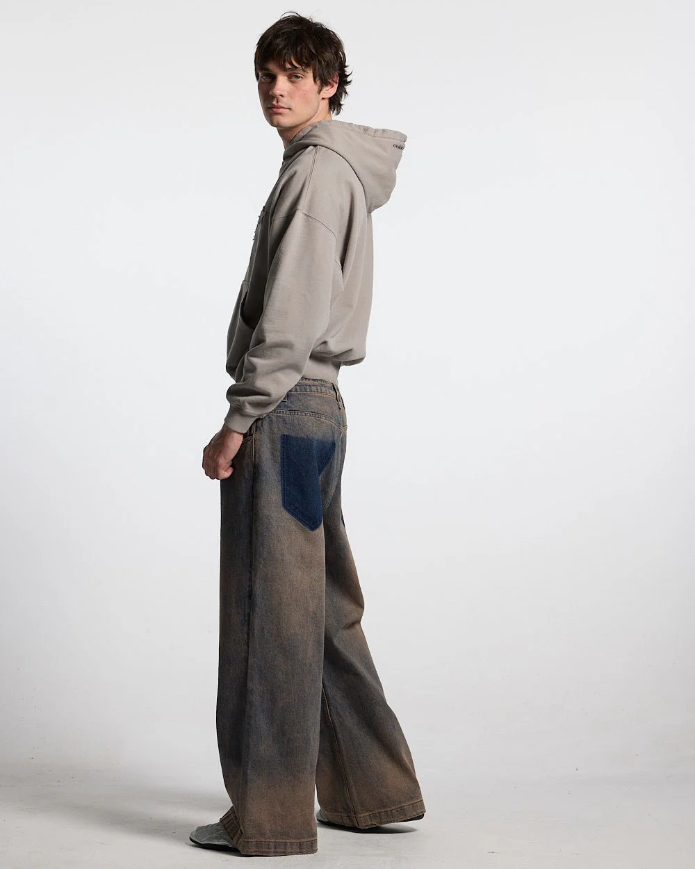 DISTRESS STARS HOODIE BEIGE - Image 4