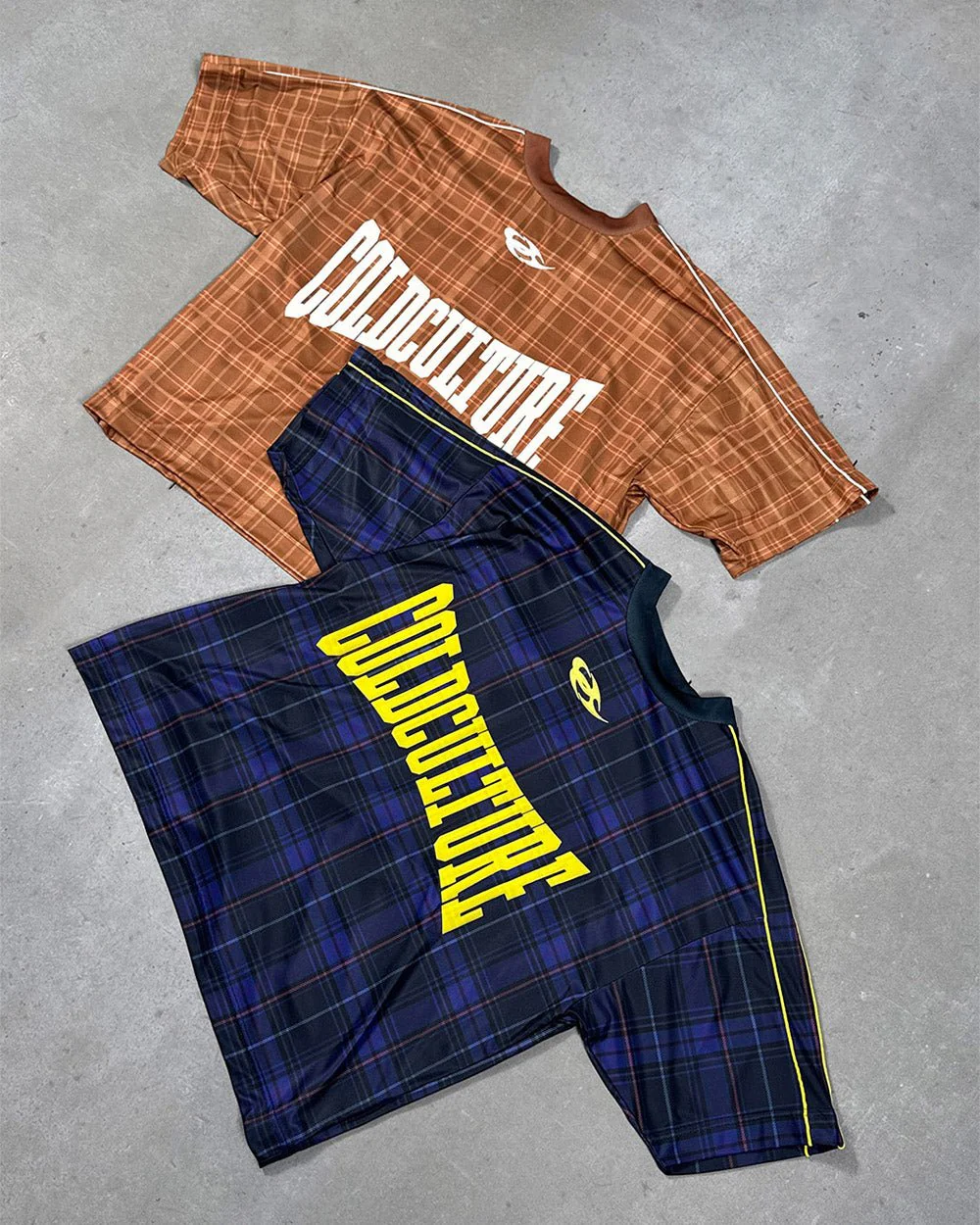 HIGHLANDS PLAID TEE DARK BLUE - Image 8