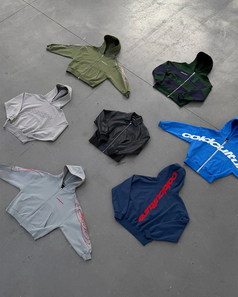 NEW SCRIPT ZIP HOODIE GREEN & PINK - Image 9