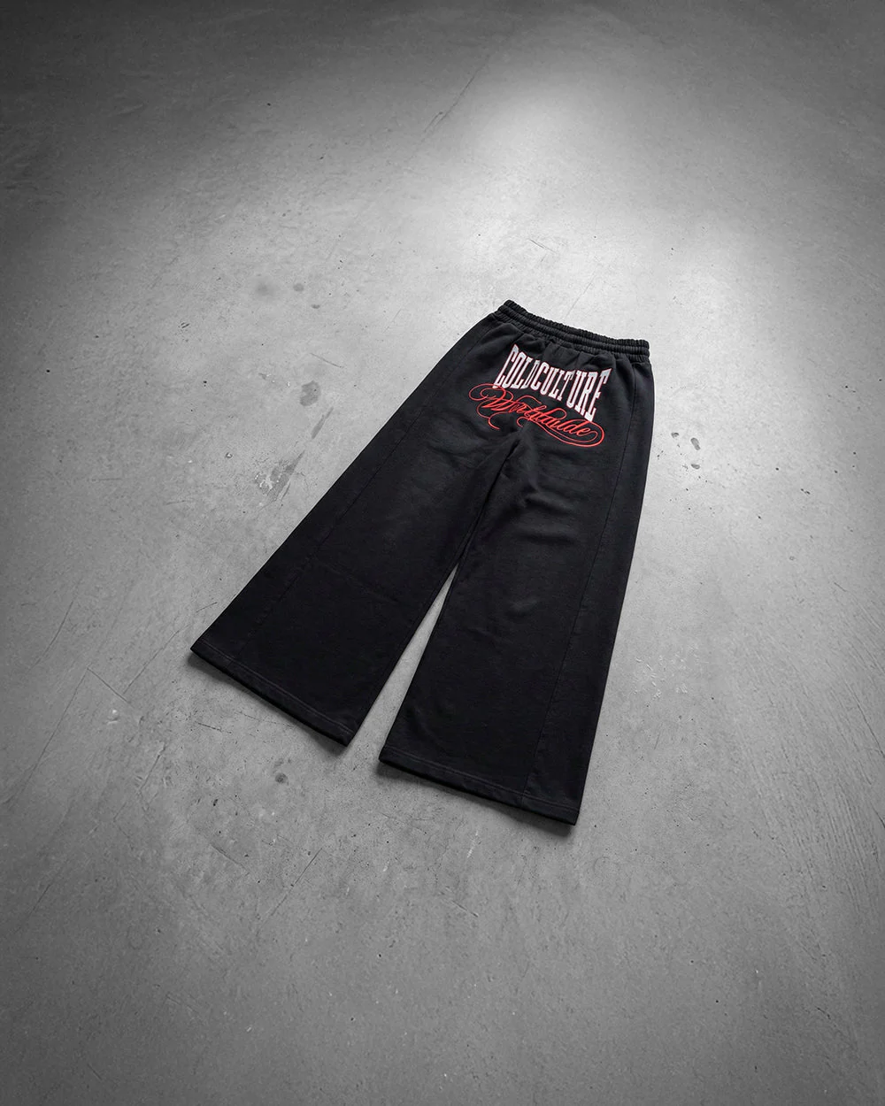 NIA SET SWEATPANTS BLACK - Image 10