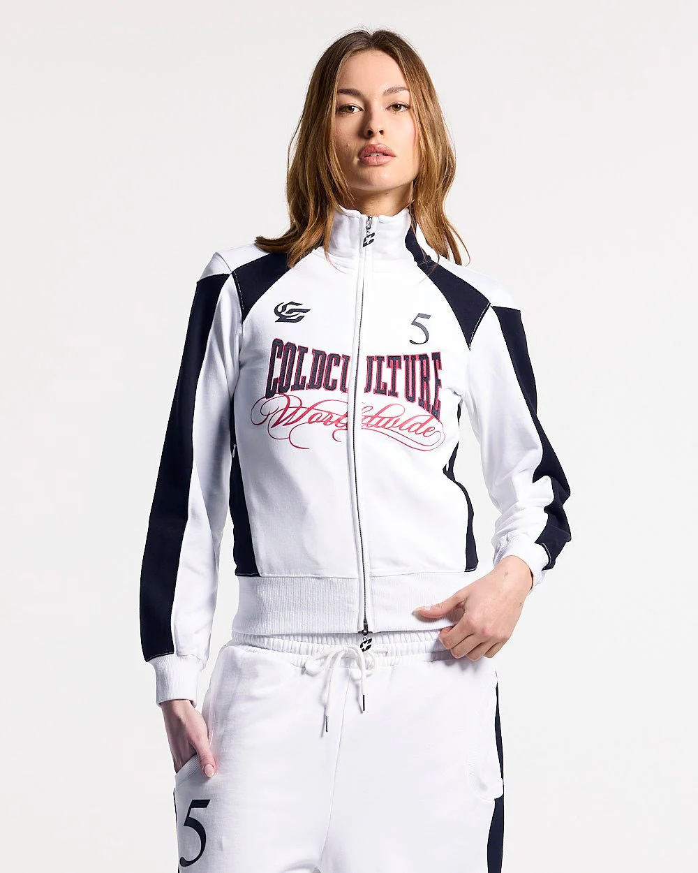 NIA SET ZIP UP WHITE & BLACK