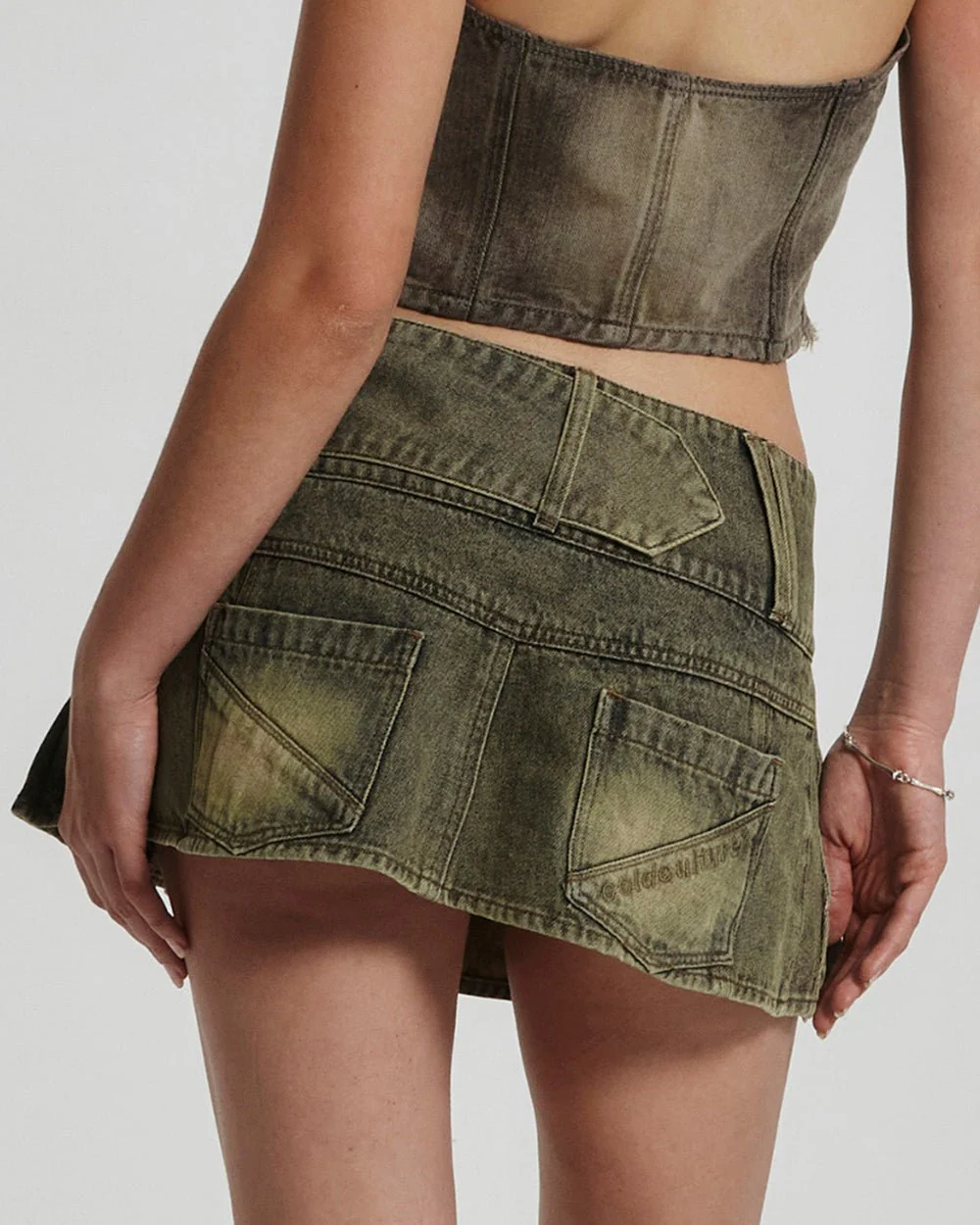 PLEATED LITTLE SKIRT DARK BROWN DENIM - Image 4