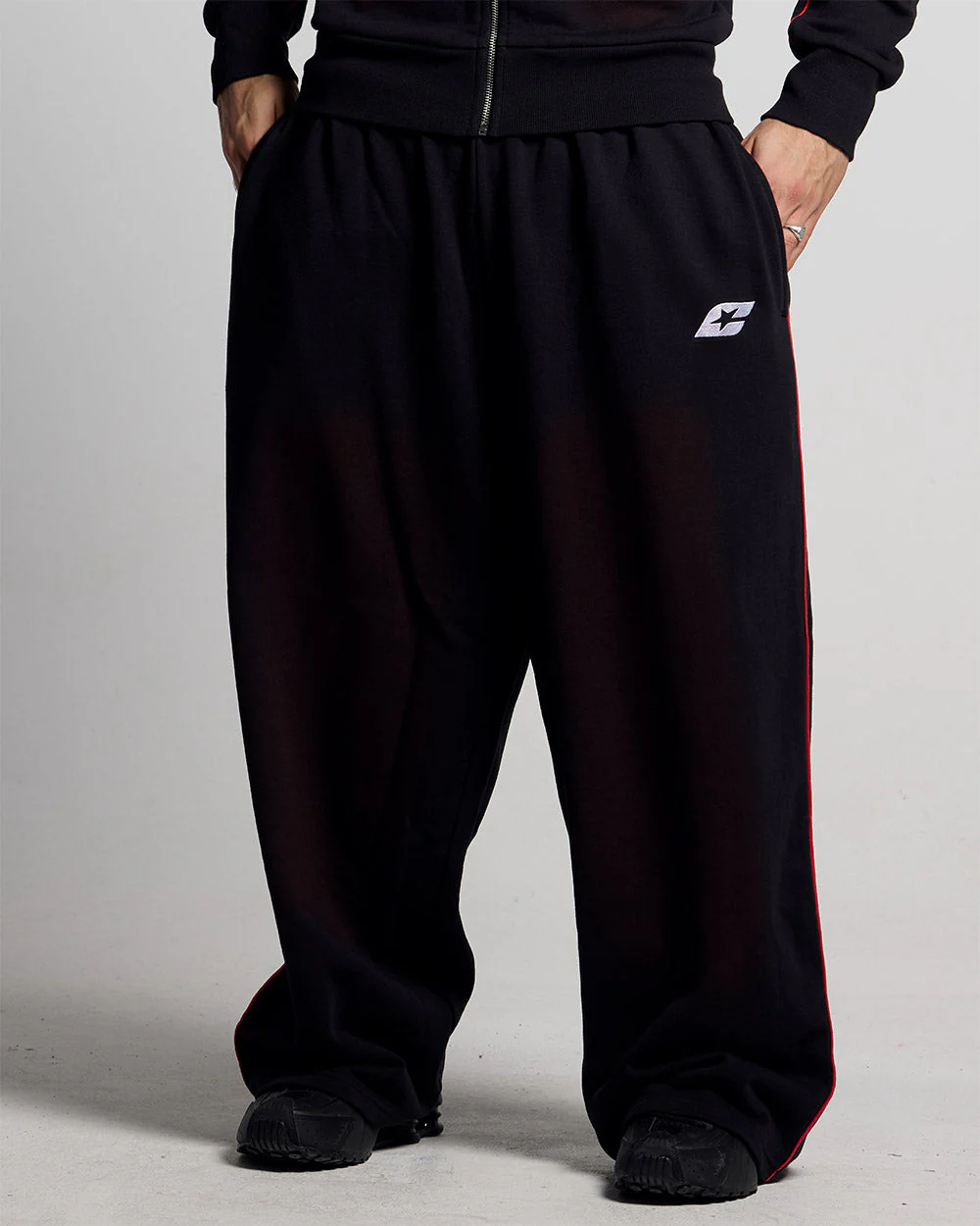 SAVAGE WASHED PANTS BLACK & RED - Image 3