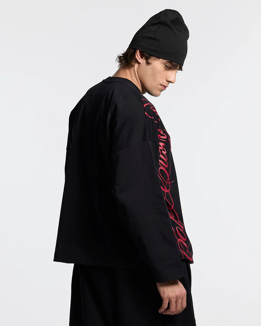 SCRIPT LONGSLEEVE BLACK - Image 3