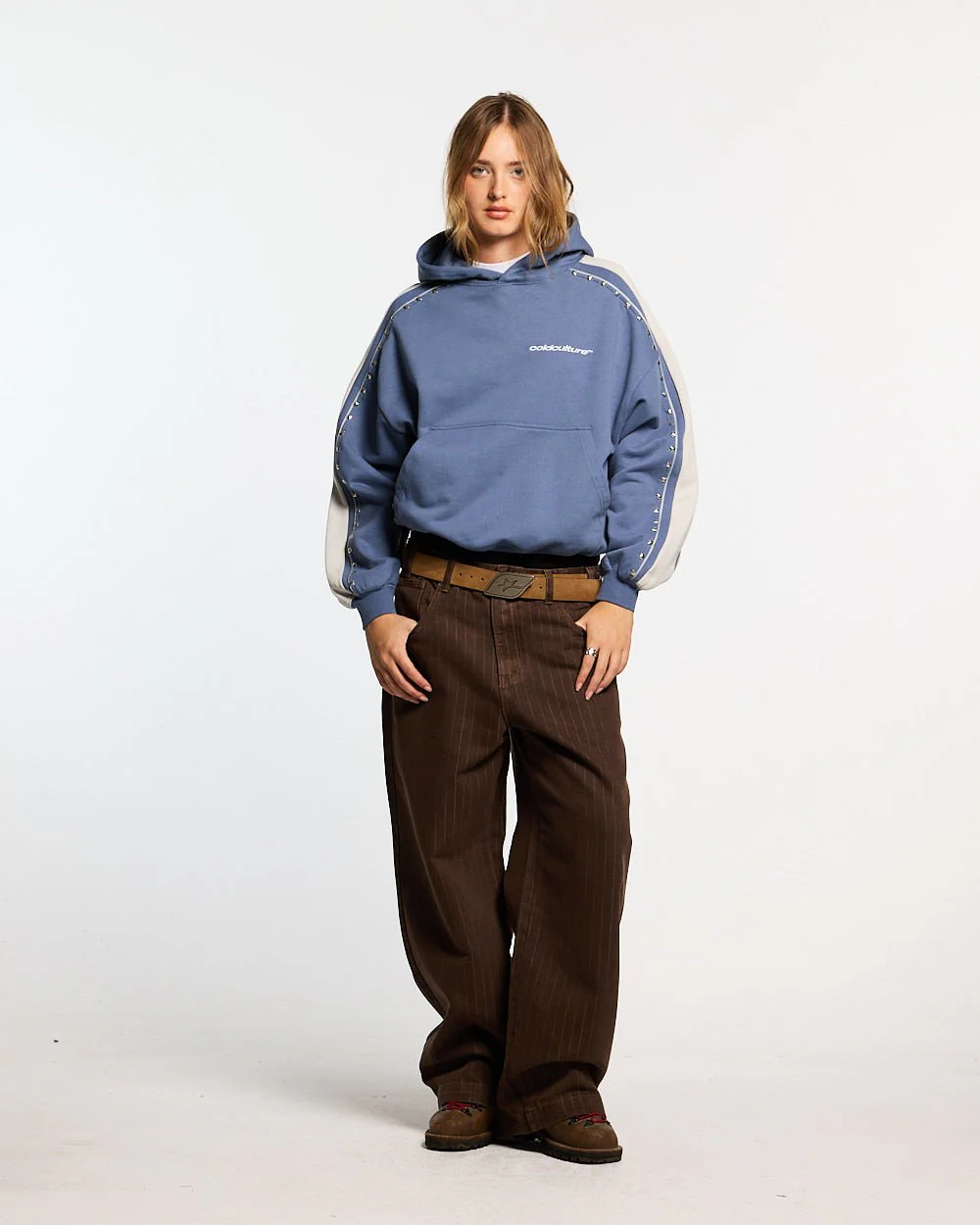 SCRIPT STUDS HOODIE BLUE - Image 7
