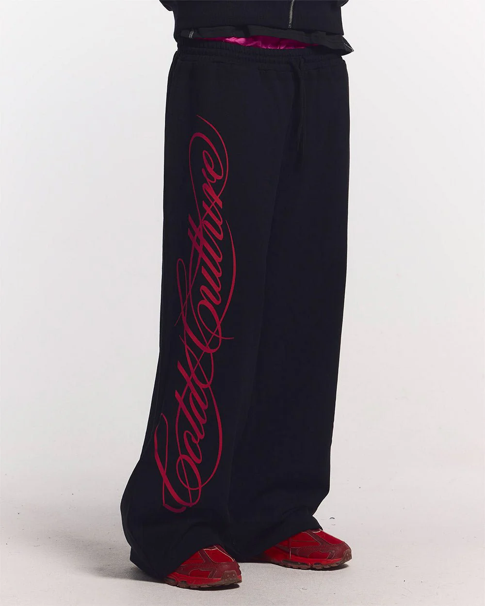 SCRIPT SWEATPANTS BLACK - Image 3