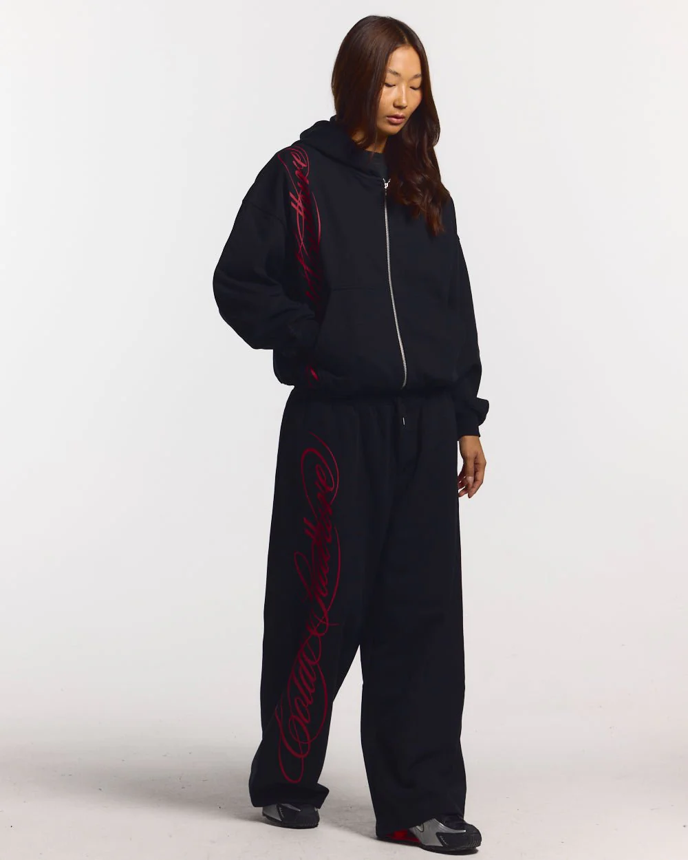 SCRIPT SWEATPANTS BLACK - Image 6