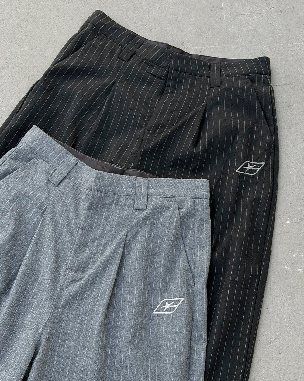 SEAM EFFECT LINE PANTS GREY - Image 11