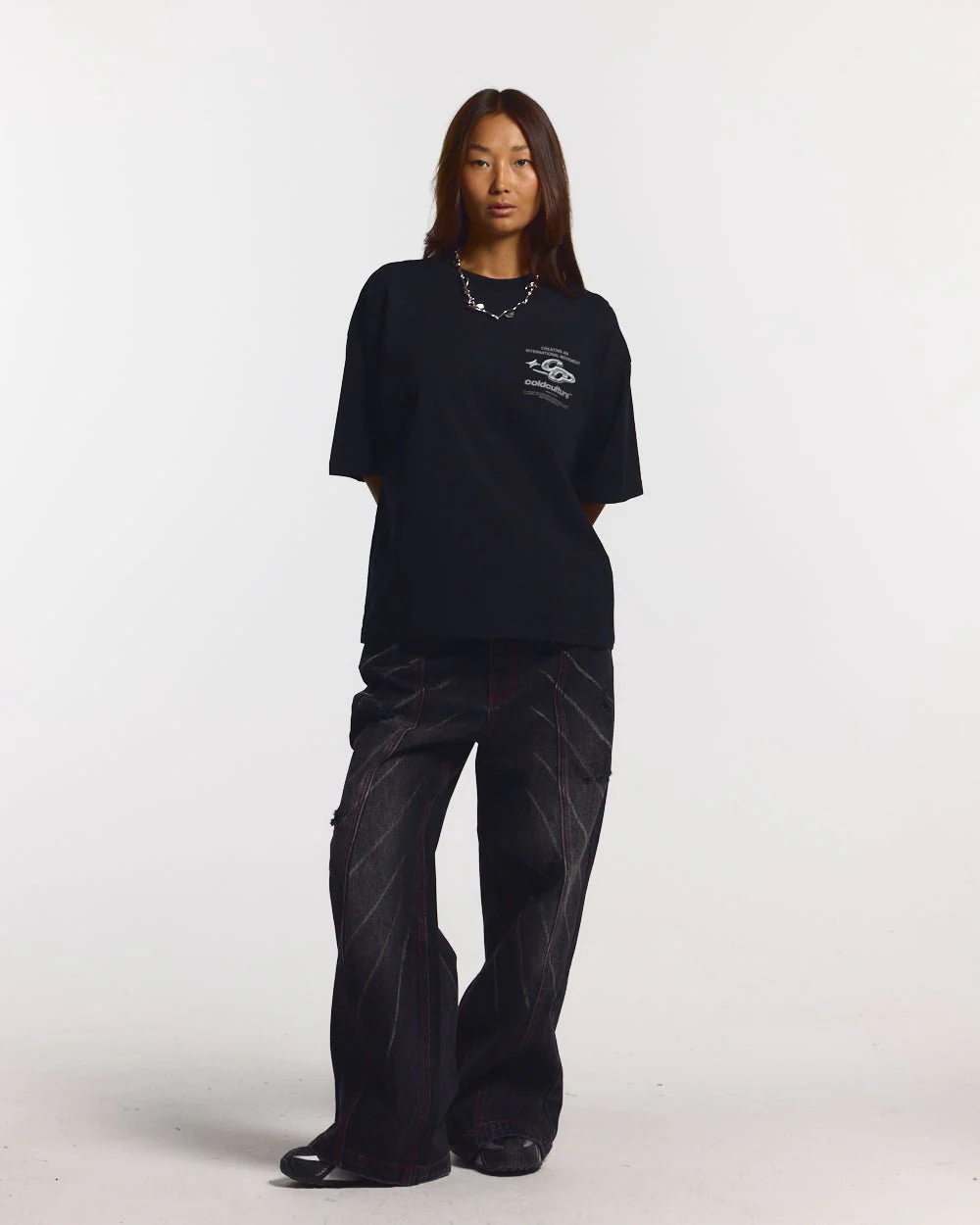 SPARKLY TEE BLACK - Image 6
