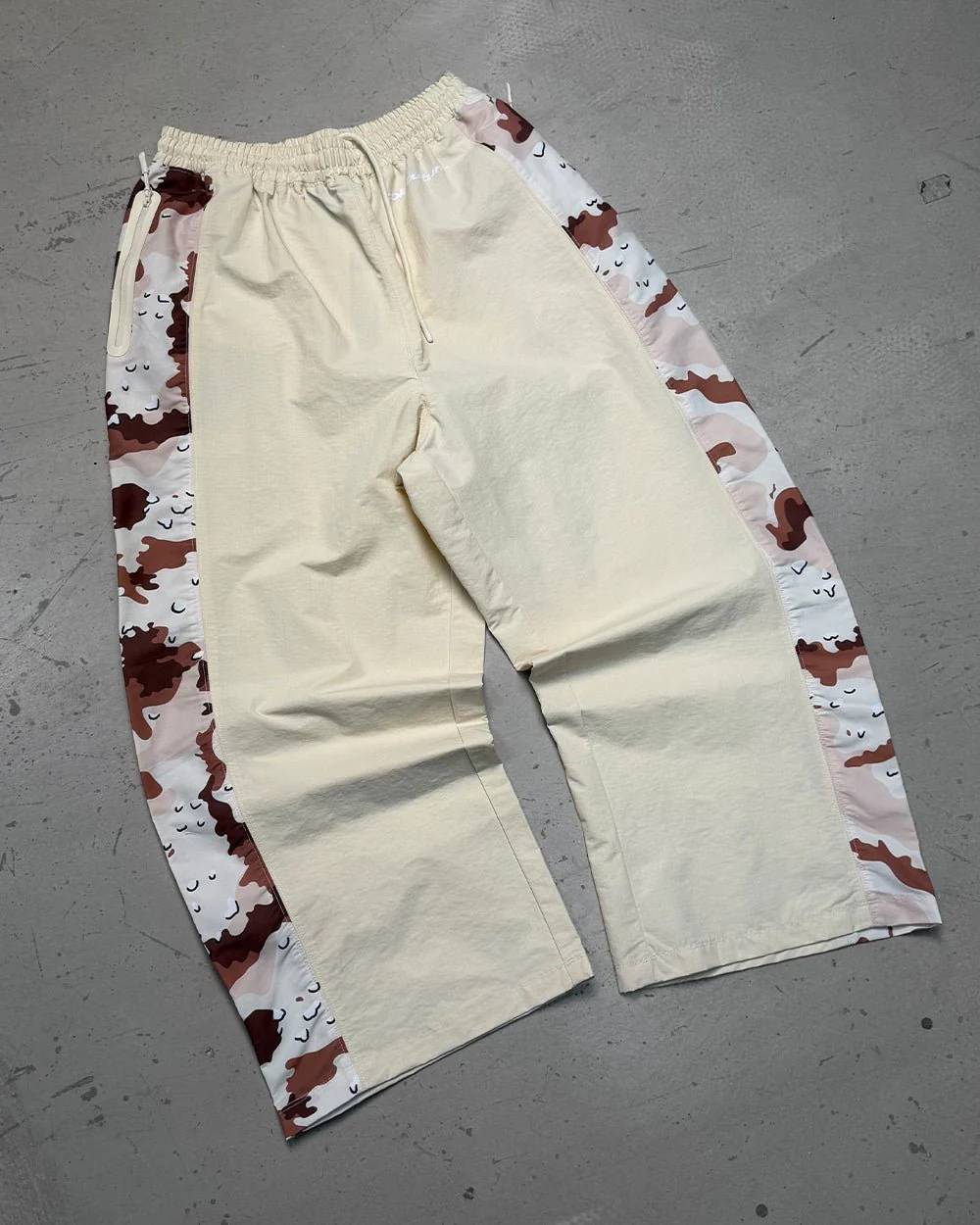 SPIDER PANTS BEIGE & CAMO - Image 11