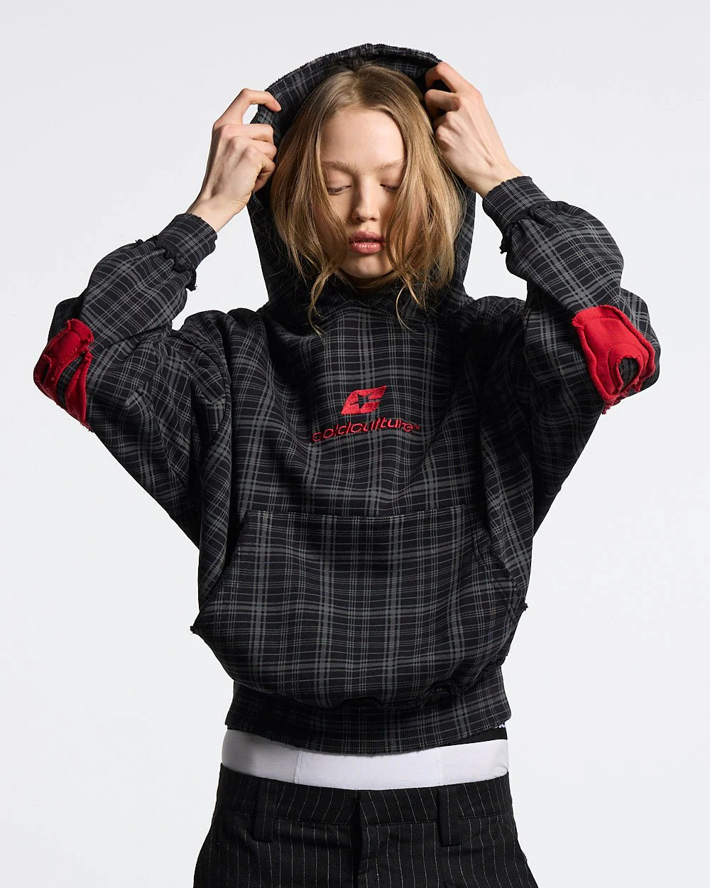 TARTAN HOODIE BLACK, GREY & RED - Image 5