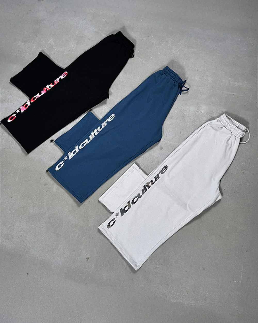 WILD SNAKE SWEATPANTS NAVY BLUE - Image 9