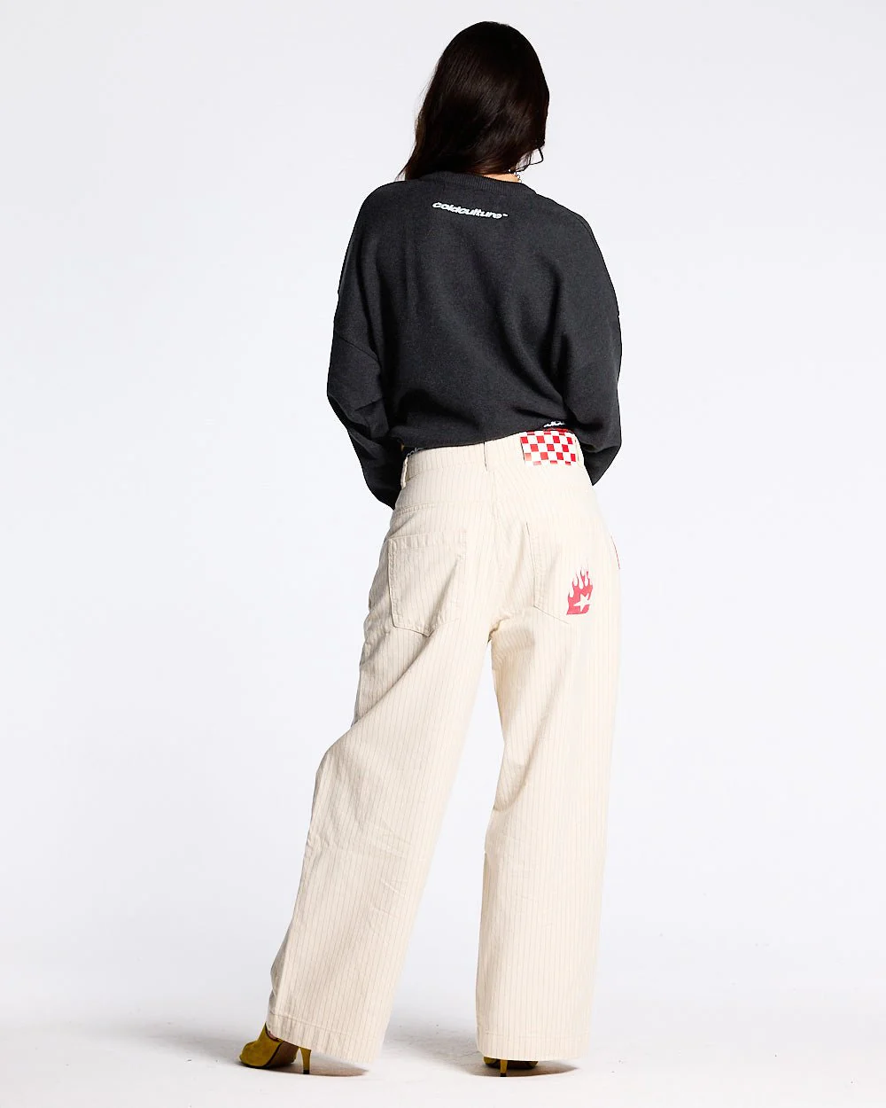 YURE KNIT DARK GREY - Image 10